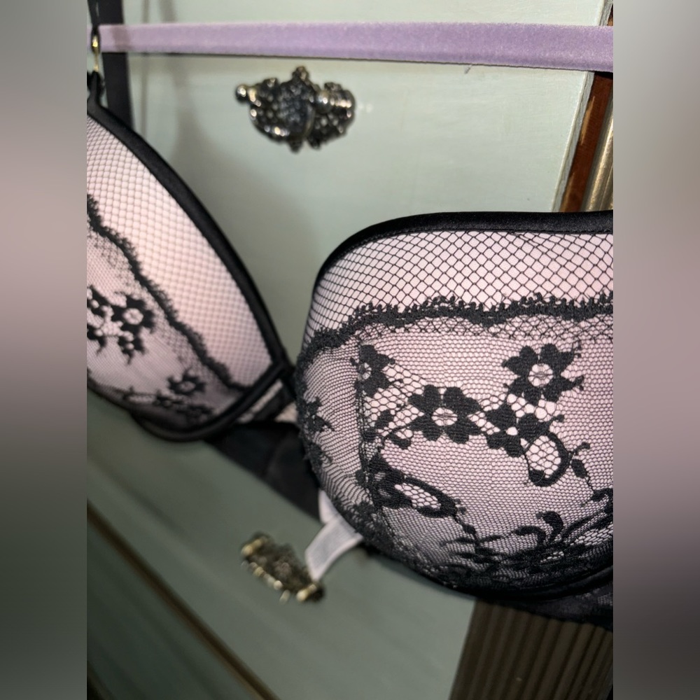 VS Very Sexy limited edition, push-up